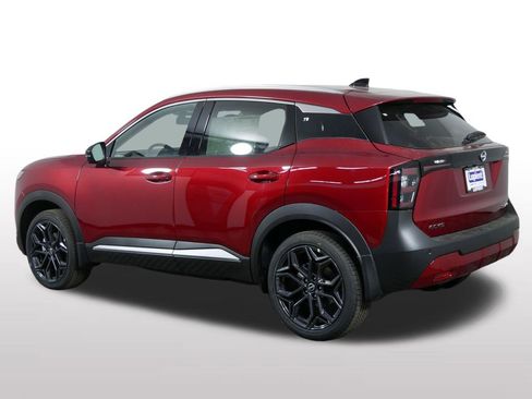 New 2026 Nissan Kicks SR w/ SR Premium Package AWD/4WD image 8