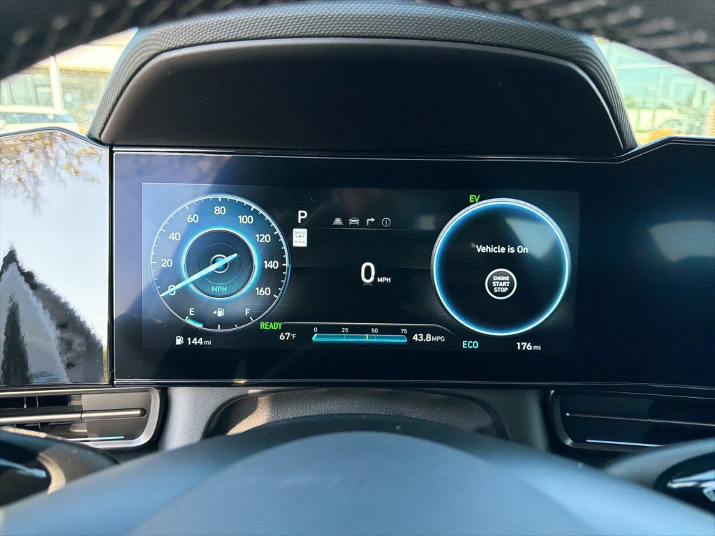 New 2025 Hyundai Elantra SEL FWD image 20