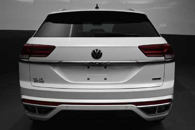 Used 2020 Volkswagen Atlas Cross Sport SE w/ Panoramic Sunroof Package AWD/4WD image 14