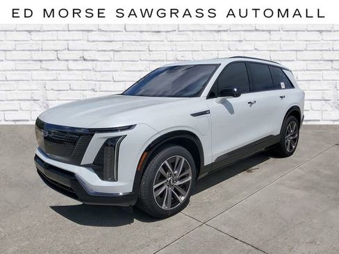 New 2026 Cadillac Vistiq Luxury AWD/4WD image 1