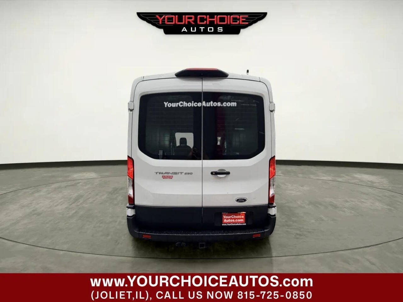 Used 2020 Ford Transit 250 Medium Roof RWD image 4