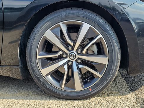Used 2019 Nissan Maxima 3.5 SL w/ Floor Mat Group FWD image 5