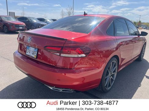Used 2020 Volkswagen Passat 2.0T R-Line FWD image 3