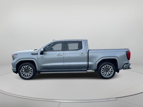 Used 2024 GMC Sierra 1500 Denali Ultimate image 7