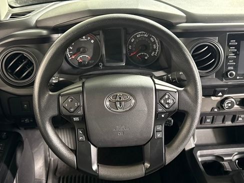 Used 2022 Toyota Tacoma SR image 7