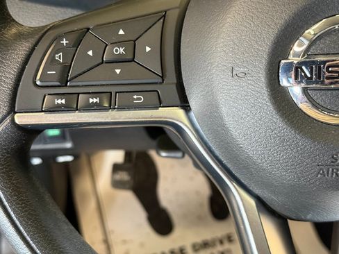 Used 2019 Nissan Rogue Sport S w/ Appearance Package image 10