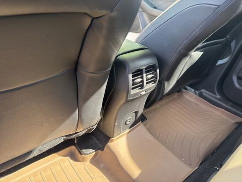 Used 2022 Ford Escape Titanium w/ Class II Trailer Tow Package image 22