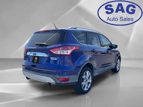 Used 2015 Ford Escape Titanium FWD image 3