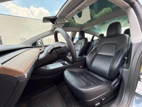 Used 2023 Tesla Model 3 Standard Range RWD image 6