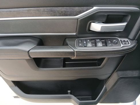 Used 2024 RAM 3500 Big Horn image 24