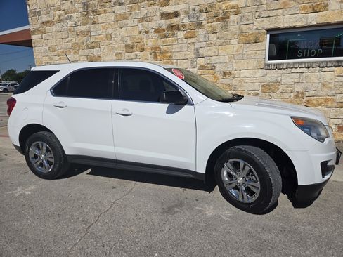 Used 2015 Chevrolet Equinox LS FWD image 18