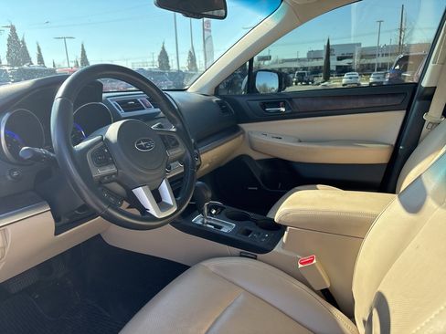 Used 2015 Subaru Outback 2.5i Limited image 4