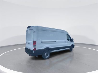 New 2024 Ford Transit 250 148 Medium Roof w/ Load Area Protection Package