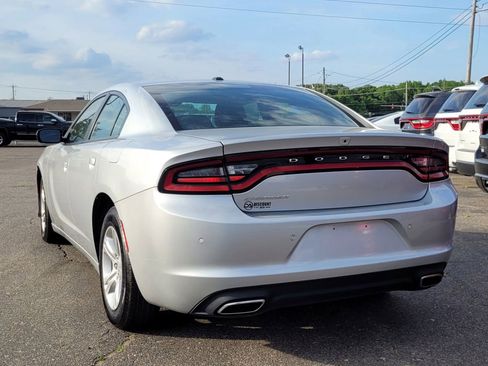 Used 2022 Dodge Charger SXT RWD image 7