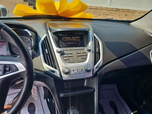 Used 2016 GMC Terrain SLE FWD image 17