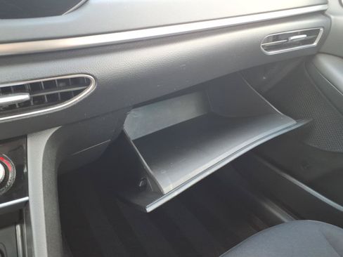 Used 2023 Hyundai Sonata SE w/ Preferred Accessory Package FWD image 26