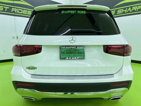 Used 2021 Mercedes-Benz GLB 250 4MATIC image 8