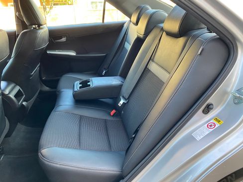 Used 2012 Toyota Camry SE image 34