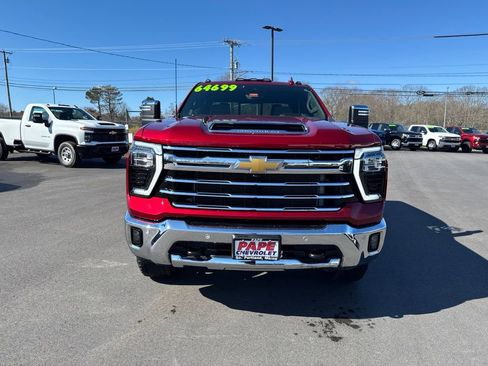 Used 2025 Chevrolet Silverado 2500 LTZ w/ LTZ Premium Package AWD/4WD image 10