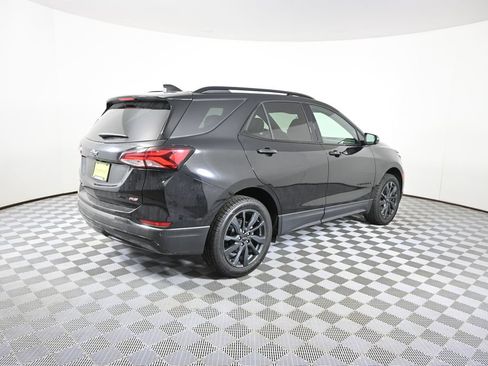 Used 2023 Chevrolet Equinox RS AWD/4WD image 6