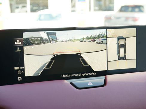 New 2025 MAZDA CX-70 Plug-In Hybrid w/ Premium Plus image 17