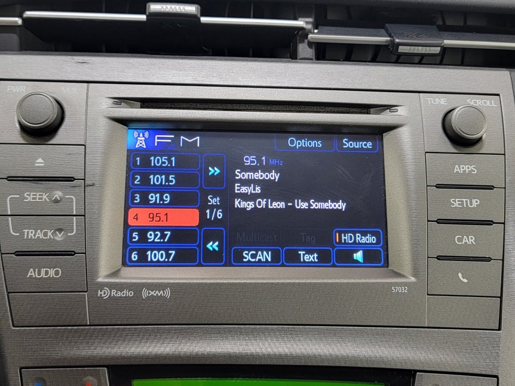 Used 2015 Toyota Prius Persona Series FWD image 21