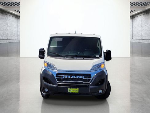 Used 2025 RAM ProMaster 2500 w/ U-Haul Equipment Group FWD image 4