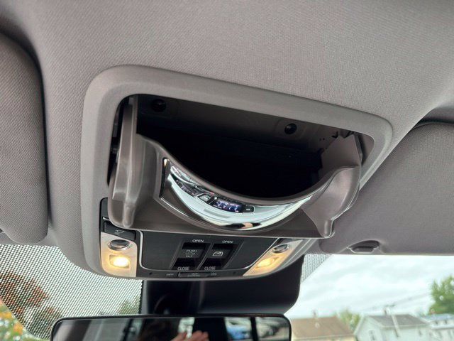 Used 2023 Honda Ridgeline RTL-E image 32