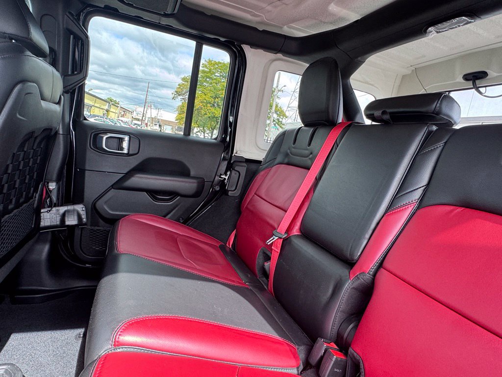 Used 2023 Jeep Wrangler Unlimited Rubicon 4xe AWD/4WD image 17