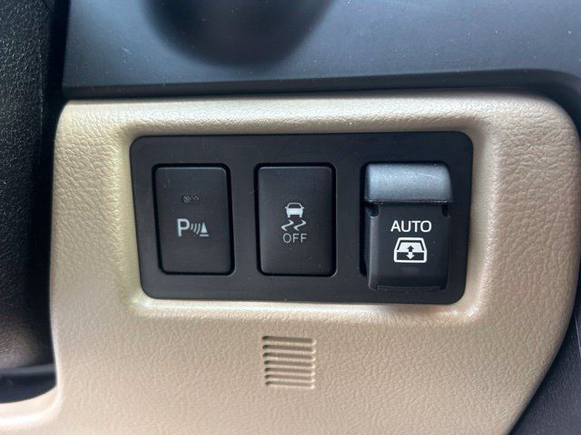 Used 2020 Toyota Sequoia Platinum RWD image 13