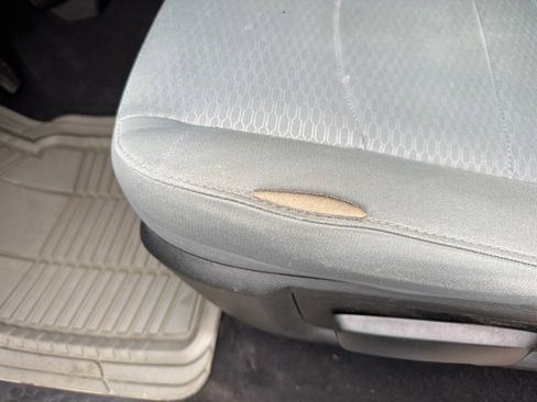 Used 2018 RAM 2500 SLT image 22