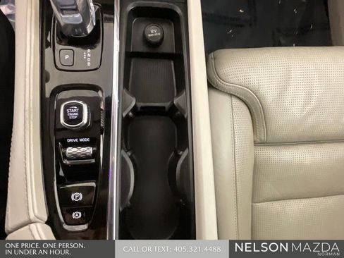 Used 2018 Volvo XC90 T8 Inscription w/ Convenience Package AWD/4WD image 40