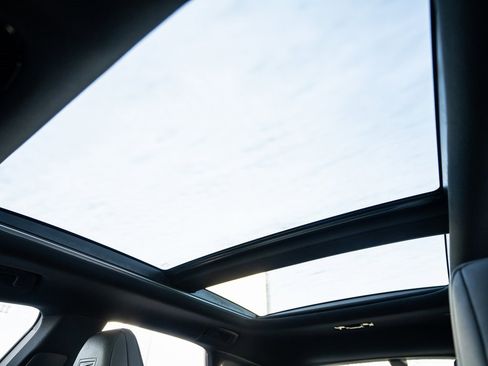 Used 2024 Lexus RX 500h F Sport image 32