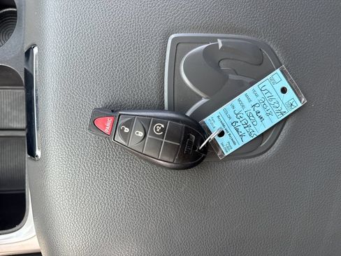 Used 2018 RAM 1500 Big Horn AWD/4WD image 48