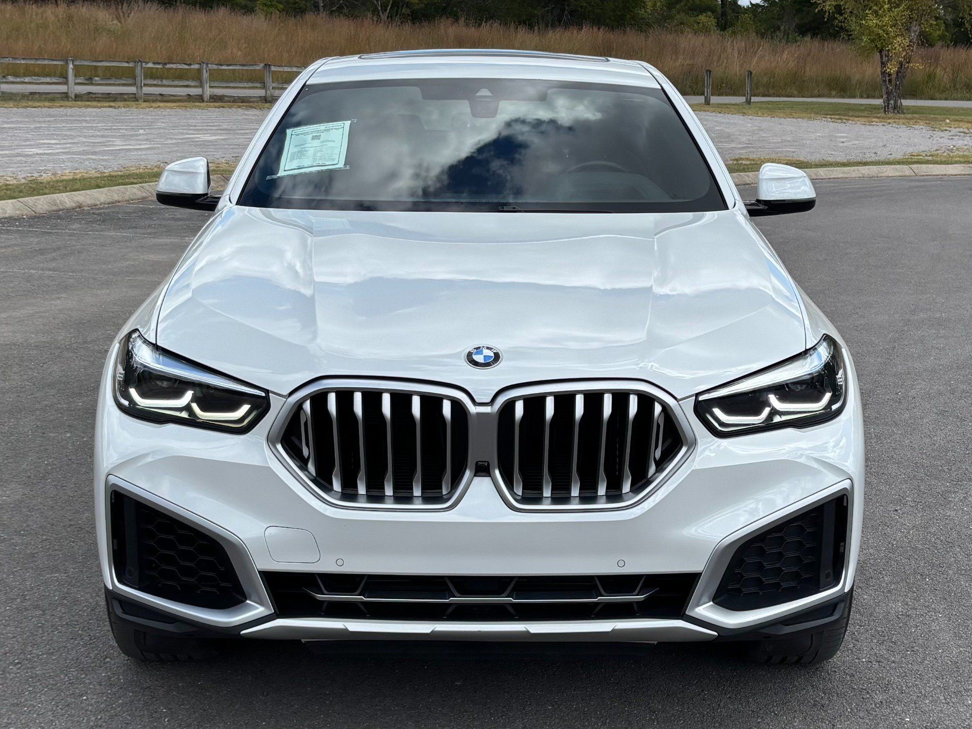 Used 2022 BMW X6 xDrive40i w/ Premium Package AWD/4WD image 6