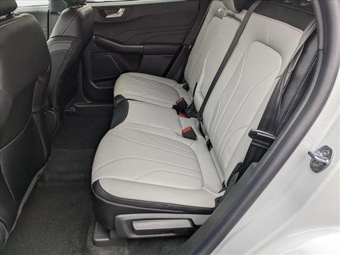 New 2025 Ford Escape SE w/ PHEV Premium Package image 15