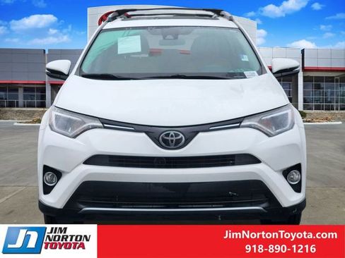 Used 2017 Toyota RAV4 XLE image 2