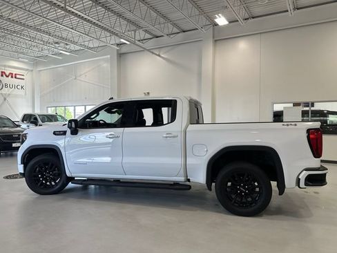 Used 2025 GMC Sierra 1500 Elevation w/ Elevation Premium Package AWD/4WD image 9