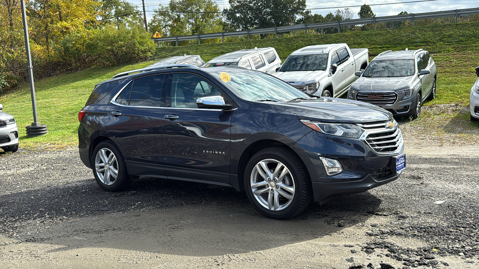 Used 2019 Chevrolet Equinox Premier AWD/4WD image 2