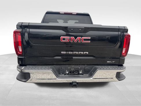 Certified 2025 GMC Sierra 1500 SLT image 11