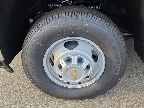 New 2025 Chevrolet Silverado 3500 W/T w/ WT Convenience Package image 6