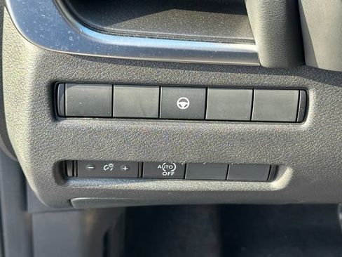 Certified 2023 Nissan Rogue SV AWD/4WD image 22