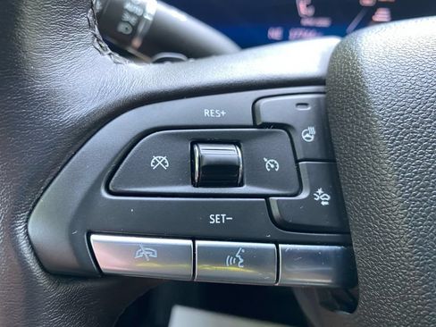 Certified 2024 Cadillac XT4 Premium Luxury w/ Cold Weather Package AWD/4WD image 36
