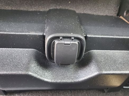 Used 2020 Ford F150 XL w/ Equipment Group 101A Mid AWD/4WD image 28