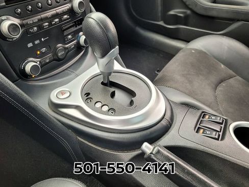 Used 2009 Nissan 370Z Touring image 24