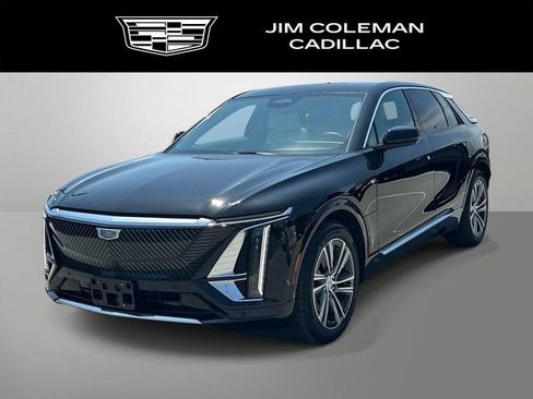 Certified 2024 Cadillac Lyriq Luxury w/ LPO, Floor Liner Package AWD/4WD image 1