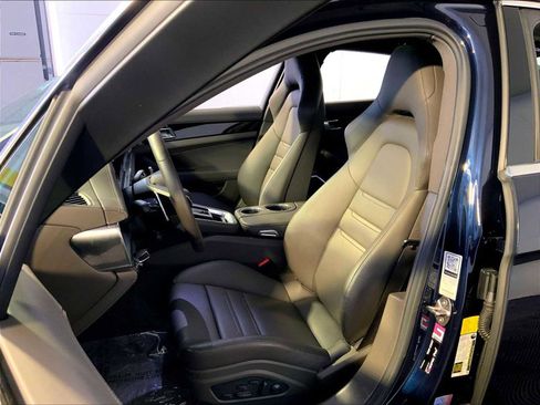 Certified 2023 Porsche Panamera 4S image 5