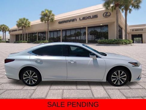 Certified 2020 Lexus ES 350 w/ Premium Package FWD image 3