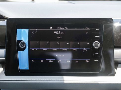 New 2025 Volkswagen Taos SE w/ Black Wheel Package FWD image 14