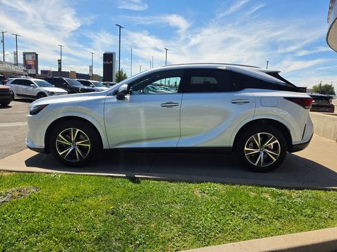 Used 2023 Lexus RX 350 Premium w/ Cold Area Package AWD/4WD image 8